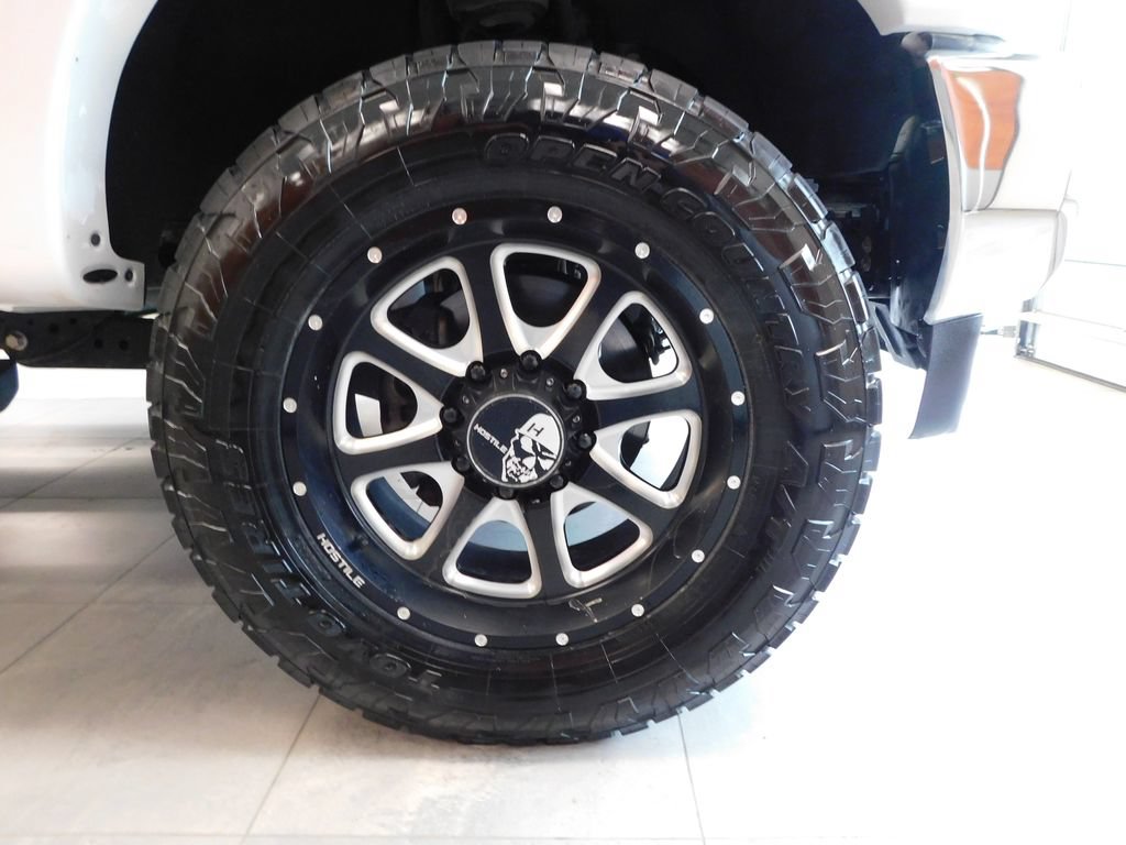 Certified 2017 Ford F350 Lariat w/ Chrome Package AWD/4WD image 9