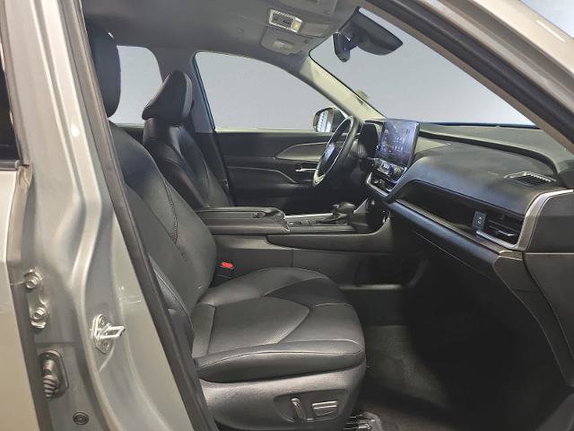 Used 2024 Toyota Grand Highlander AWD image 19