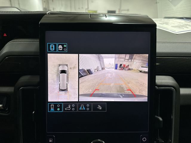 Used 2025 GMC Yukon XL Elevation w/ Elevation Premium Package image 28