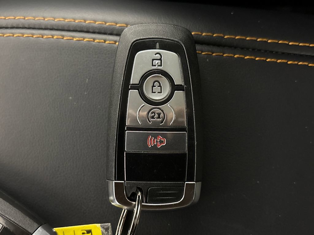 Certified 2025 Ford Maverick Tremor AWD/4WD image 34