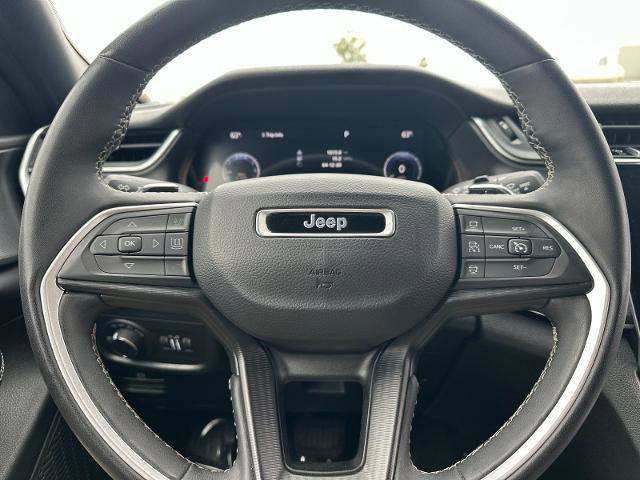 Used 2023 Jeep Grand Cherokee L Laredo AWD/4WD image 23