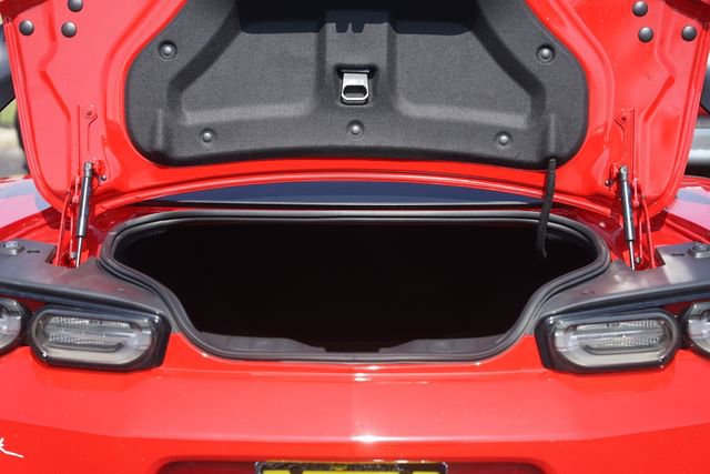 Used 2022 Chevrolet Camaro SS RWD image 27