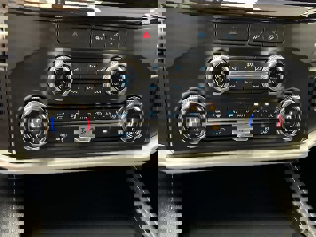 Certified 2022 Ford Expedition XLT image 28