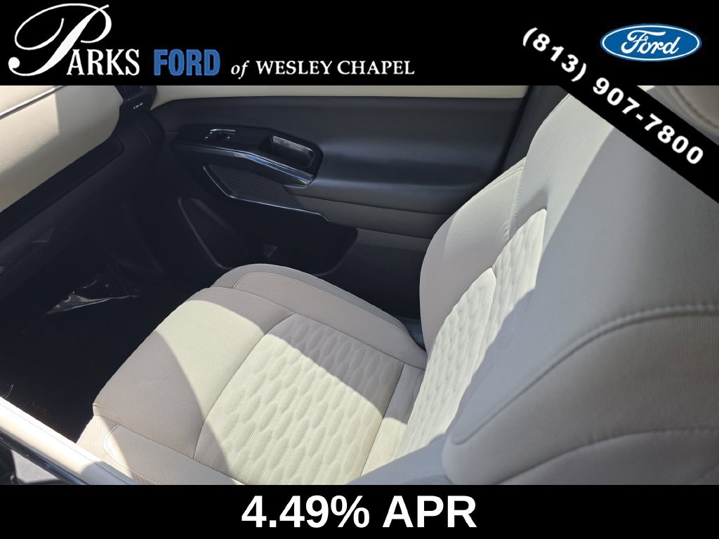 Used 2022 Nissan Pathfinder SV FWD image 14