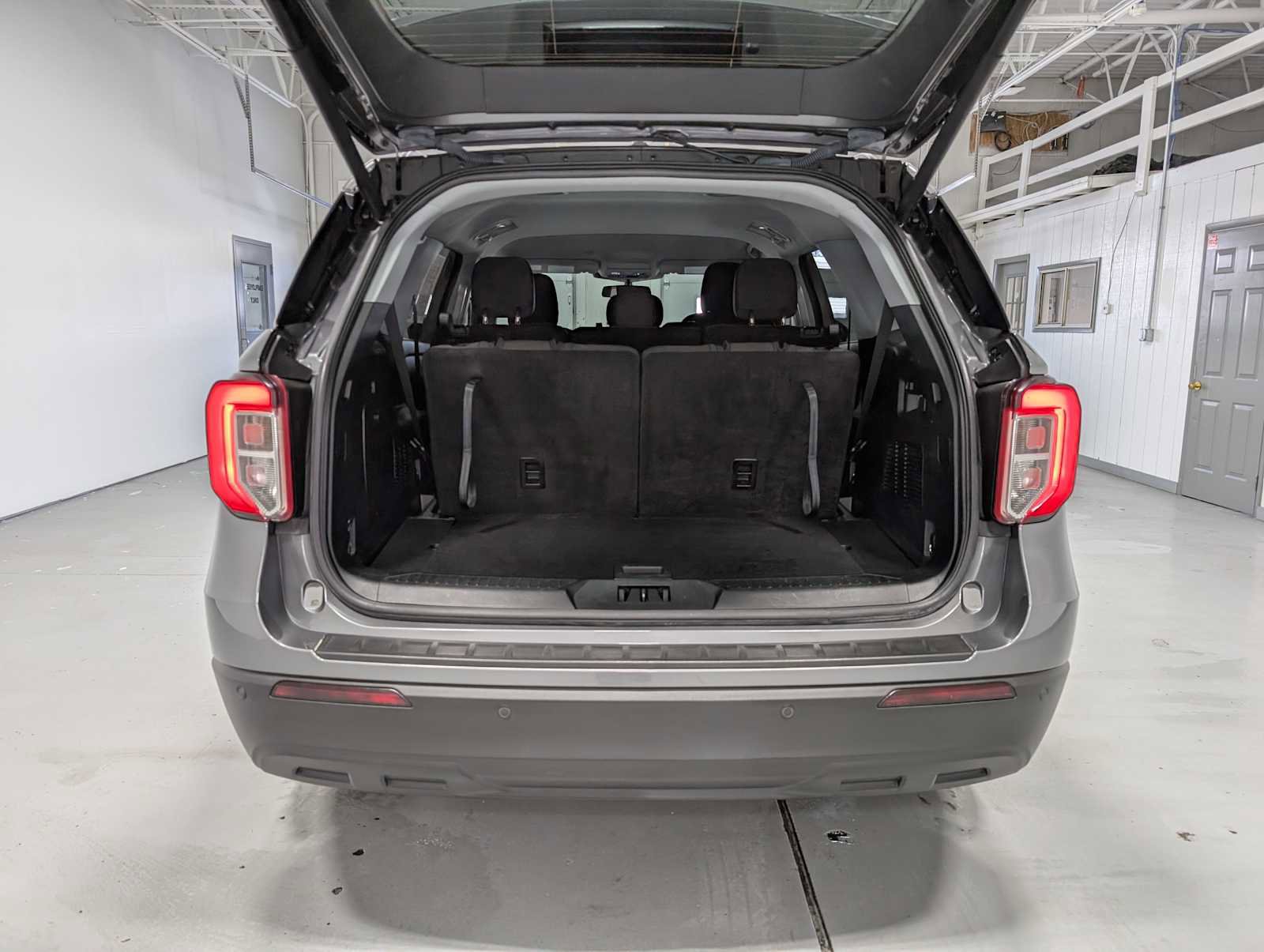 Certified 2023 Ford Explorer XLT image 41