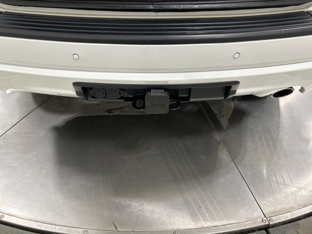 Used 2021 Jeep Grand Cherokee Laredo X image 26