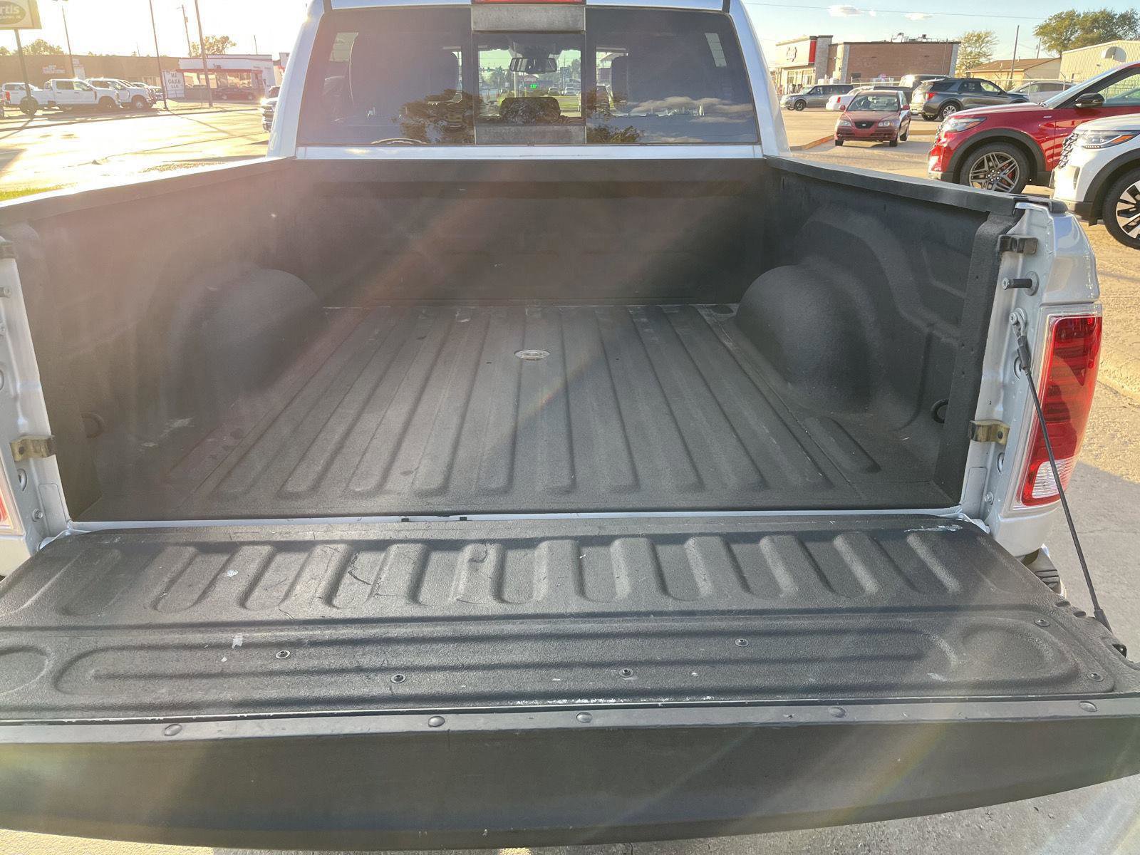 Used 2018 RAM 1500 Limited image 10