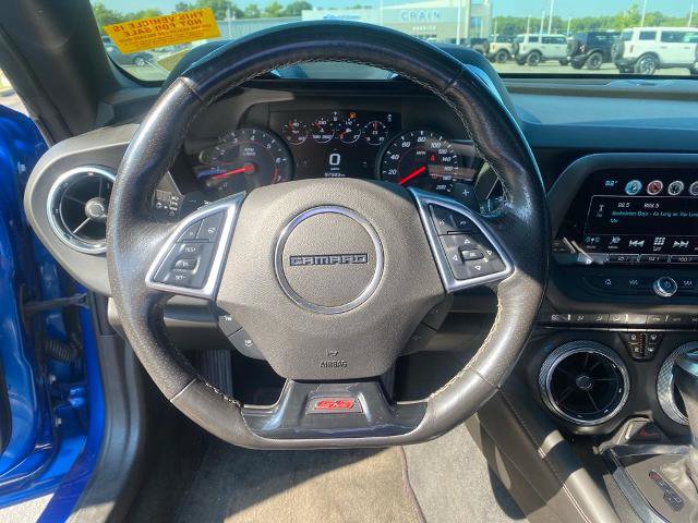Used 2018 Chevrolet Camaro SS RWD image 19
