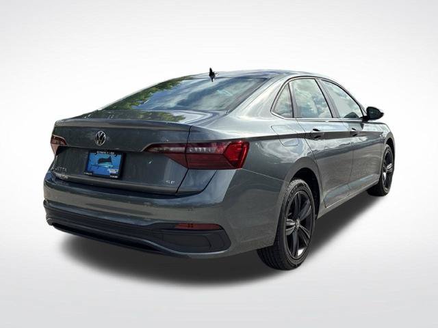 Used 2024 Volkswagen Jetta SE FWD image 5