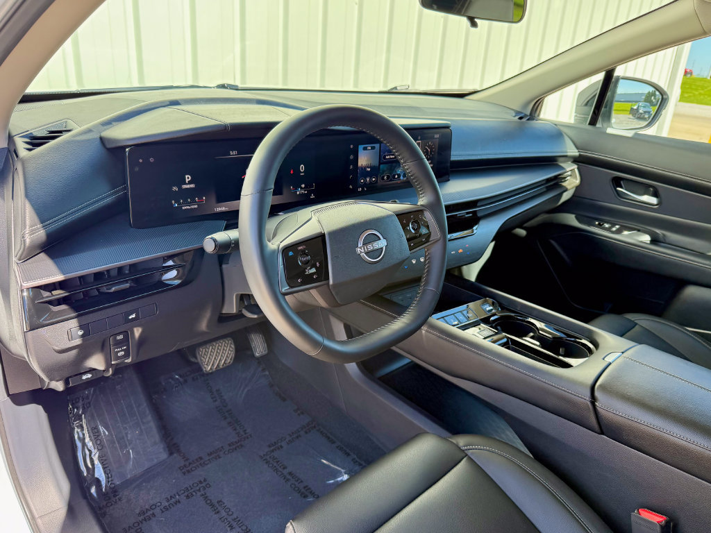 Used 2025 Nissan Murano SV AWD/4WD image 10