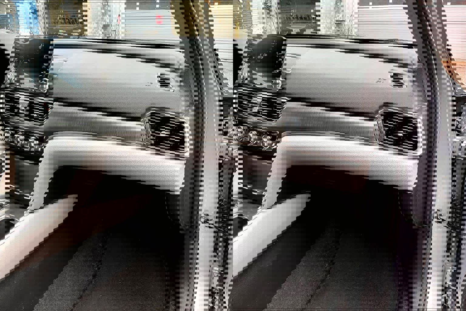 Used 2020 Honda Accord LX image 18