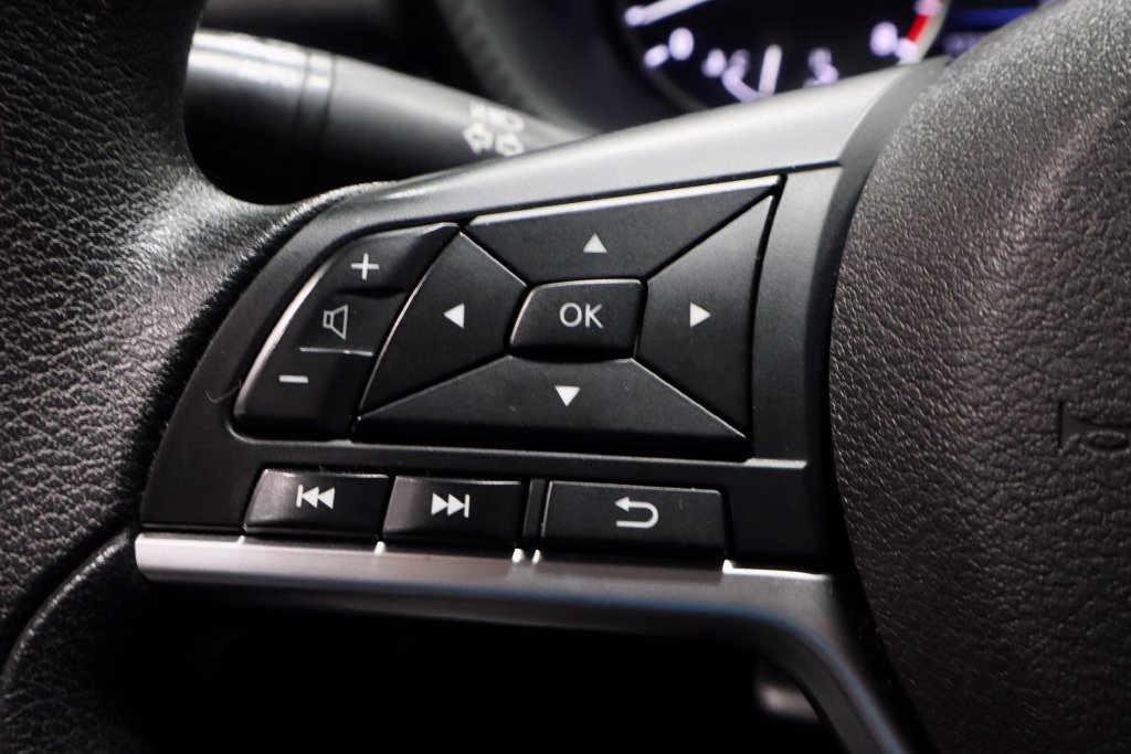 Used 2024 Nissan Sentra SV FWD image 26