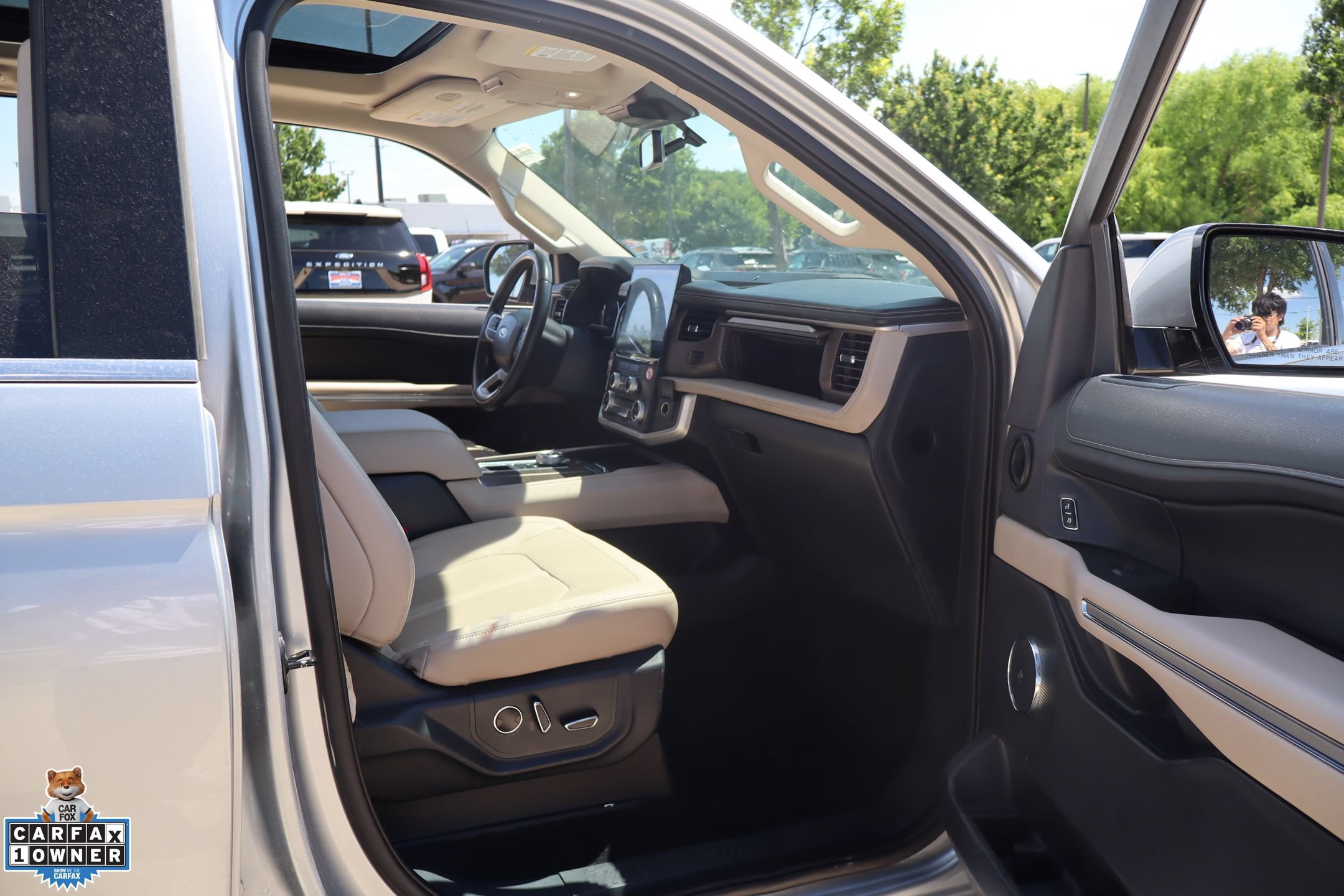 Certified 2023 Ford Expedition Limited RWD image 32
