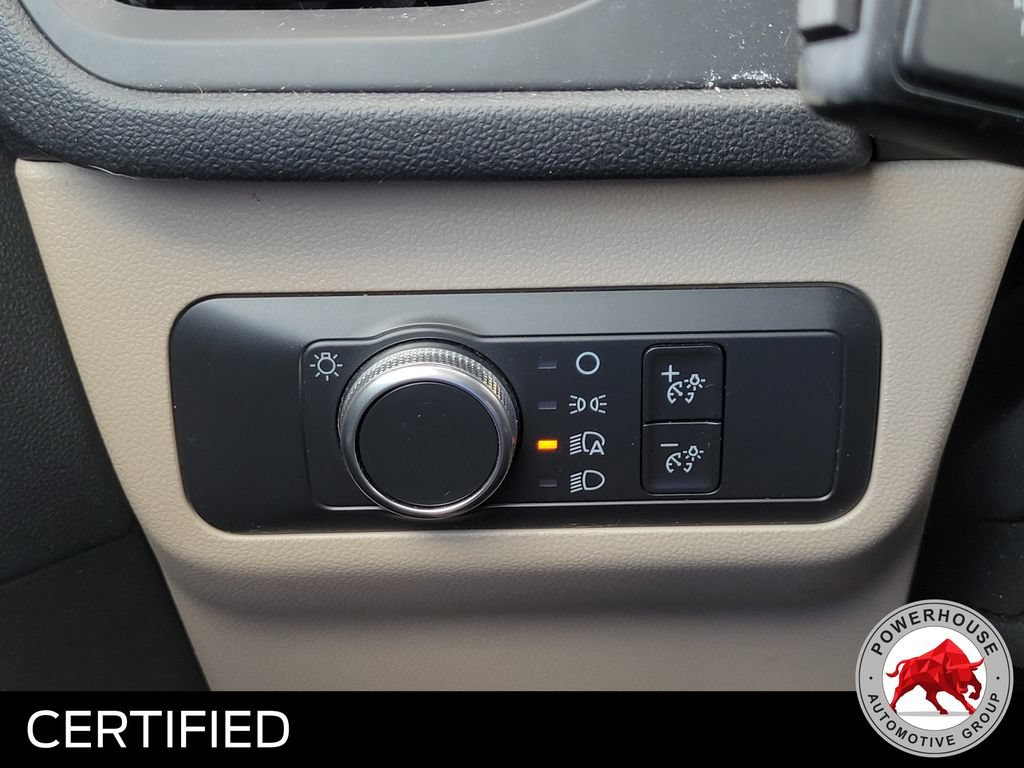 Certified 2020 Ford Escape SE FWD image 28