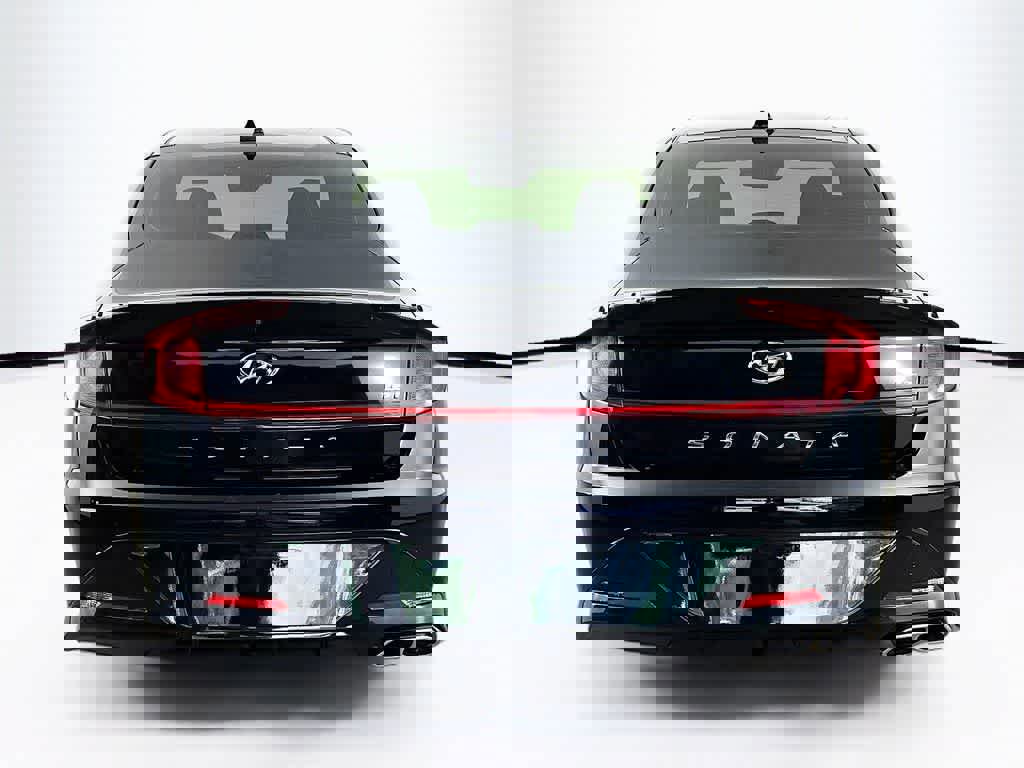 Used 2023 Hyundai Sonata SEL Plus image 4