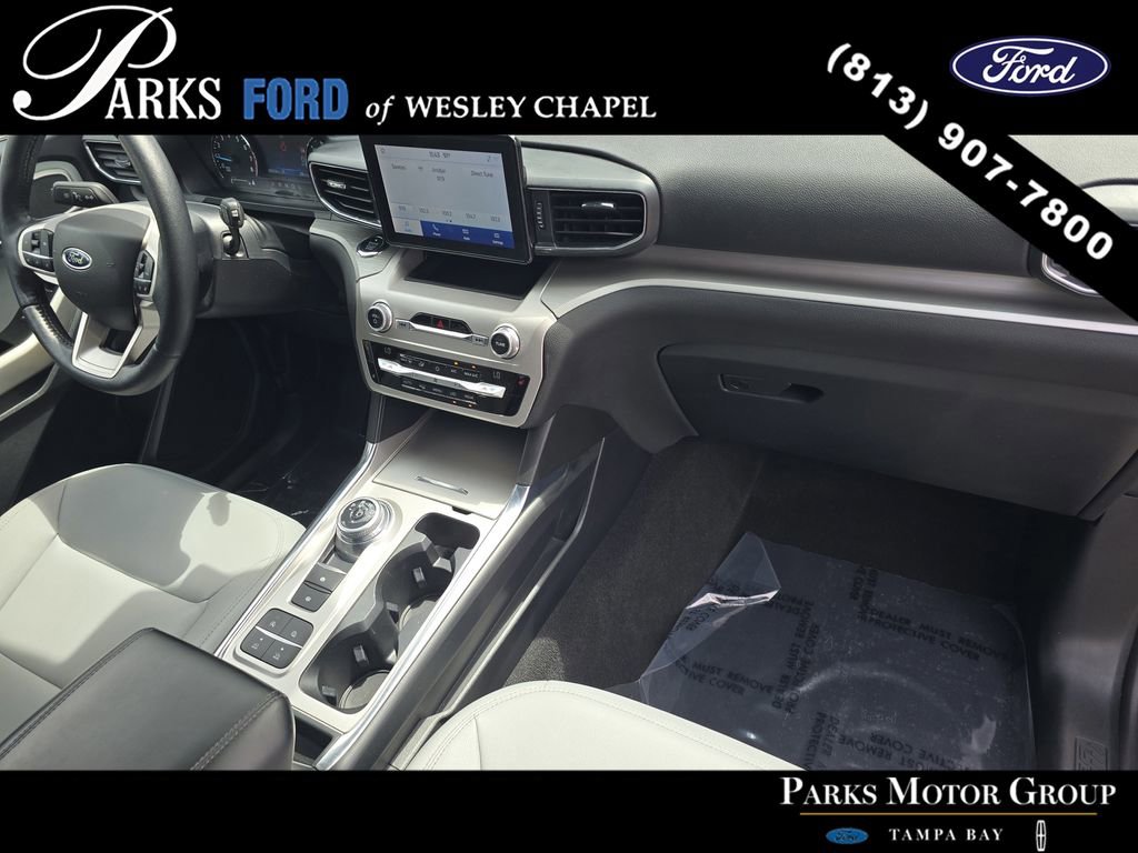 Certified 2021 Ford Explorer XLT w/ Equipment Group 202A RWD image 10