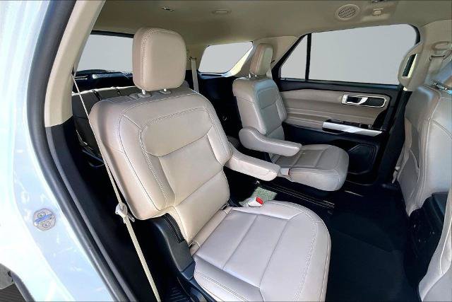 Certified 2022 Ford Explorer XLT w/ Equipment Group 202A RWD image 27