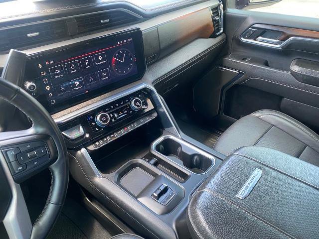 Used 2024 GMC Sierra 2500 Denali w/ Denali Reserve Package AWD/4WD image 24