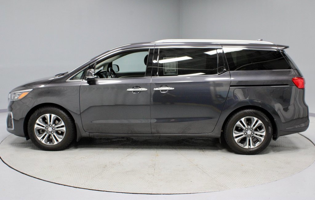Used 2021 Kia Sedona SX image 2