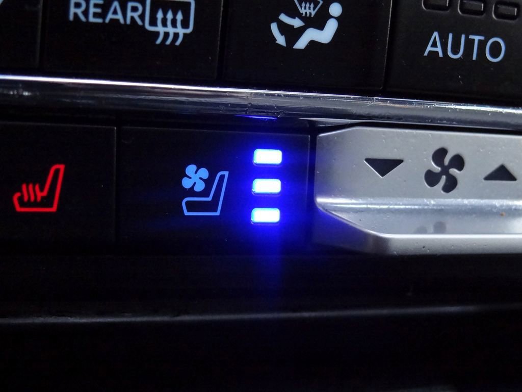 Certified 2023 Ford F150 Platinum w/ Equipment Group 701A High image 45