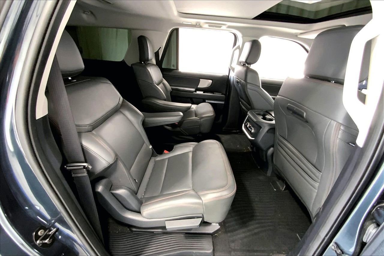Certified 2025 Ford Expedition Max Active RWD image 25