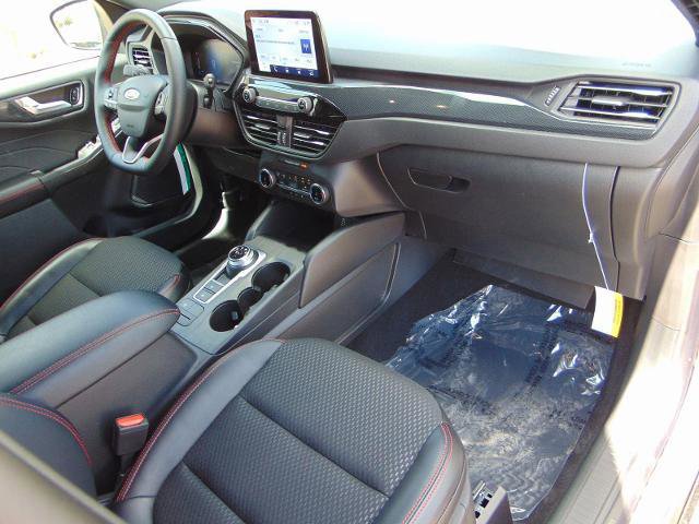 Certified 2025 Ford Escape ST-Line w/ Equipment Group 301A image 25