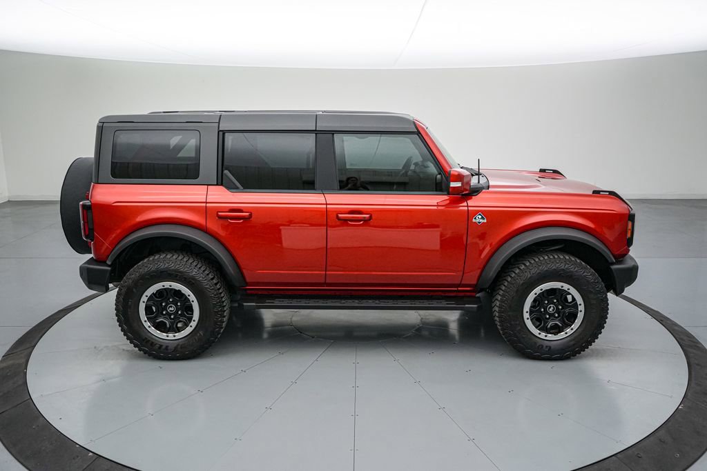 Certified 2022 Ford Bronco Outer Banks w/ Sasquatch Package AWD/4WD image 4