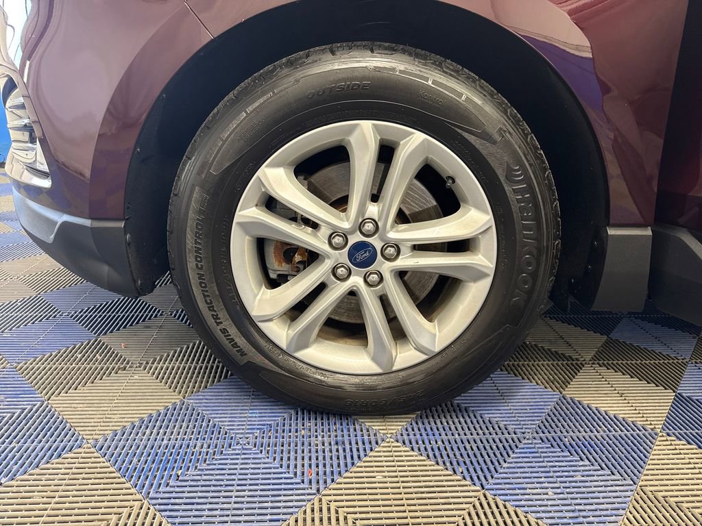 Certified 2019 Ford Edge SEL w/ Equipment Group 201A AWD/4WD image 27