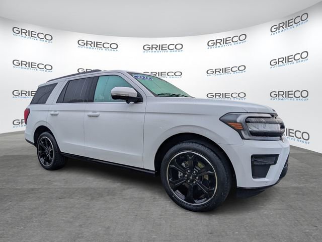 Certified 2023 Ford Expedition Limited image 3