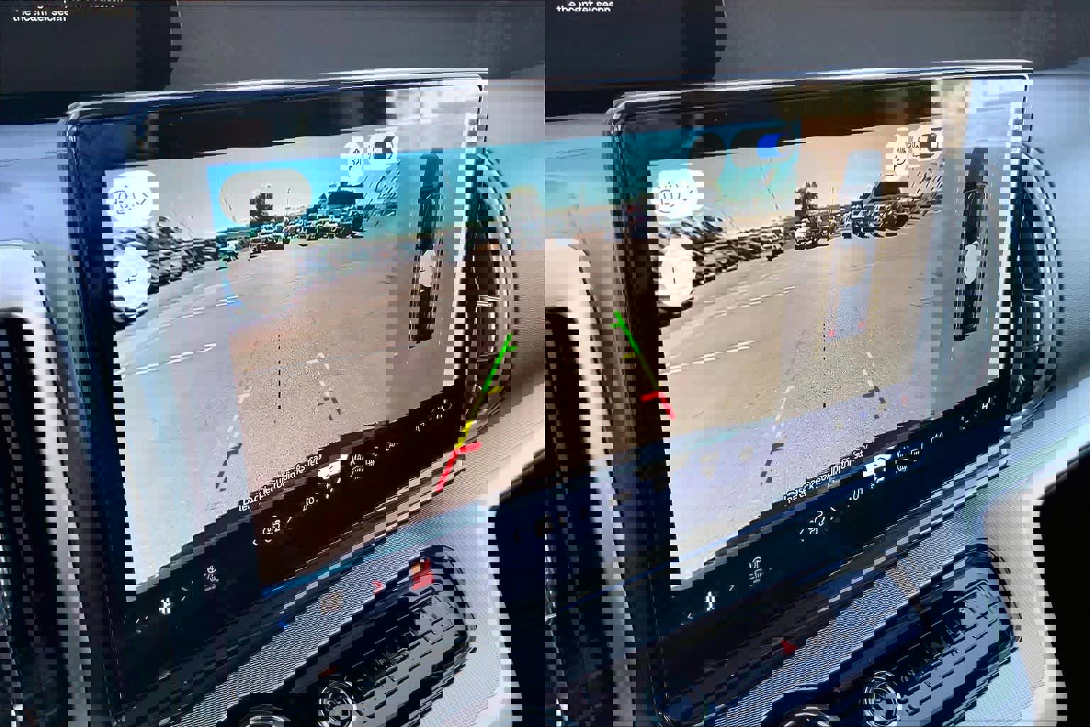 Certified 2025 Ford Expedition Active image 28