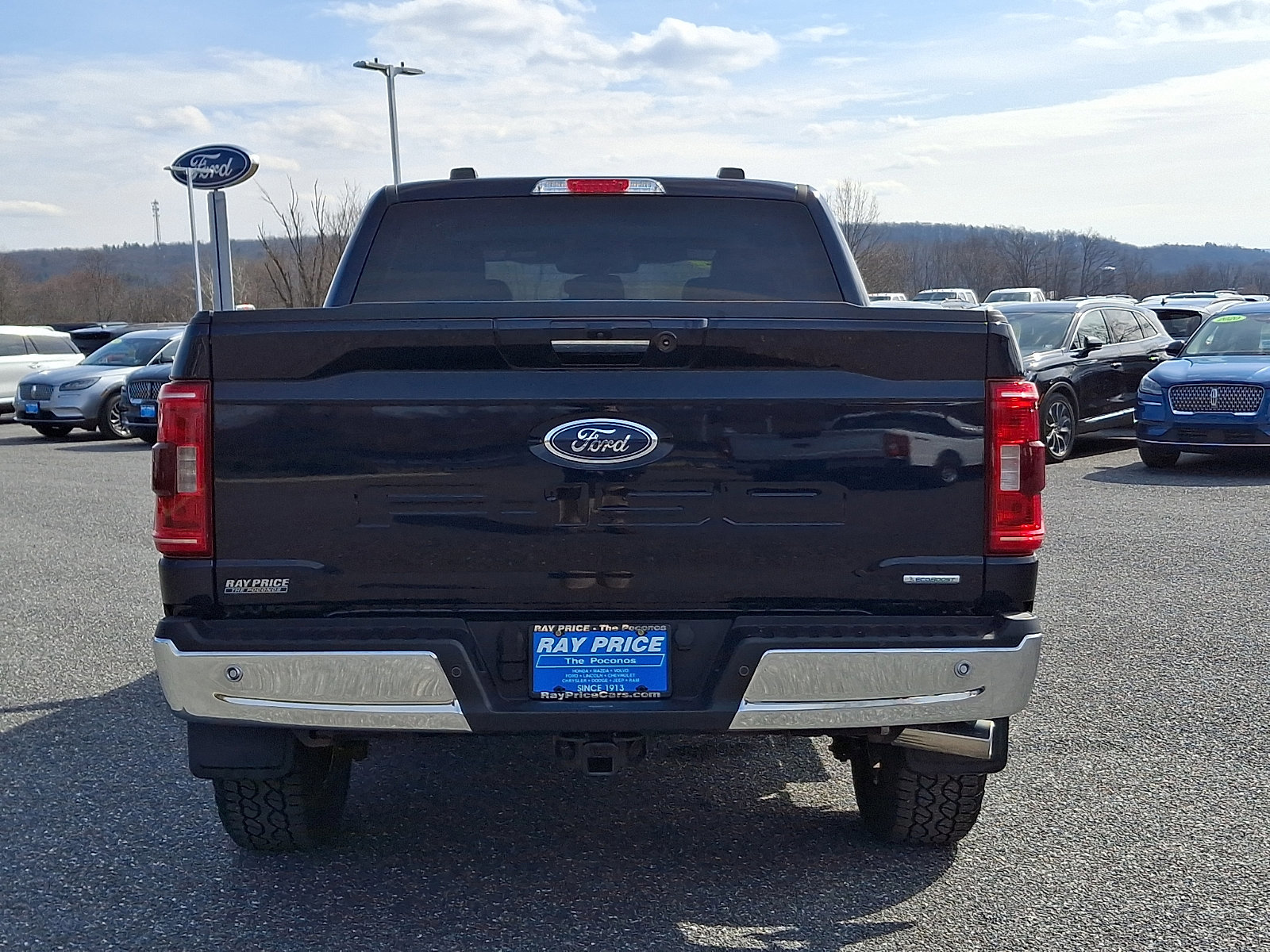 Certified 2022 Ford F150 XLT w/ Equipment Group 302A High image 3