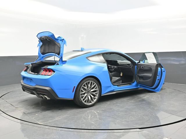 Certified 2025 Ford Mustang GT Premium RWD image 31