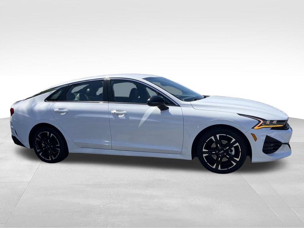 Used 2024 Kia K5 GT-Line w/ GT-Line Premium Package FWD image 2