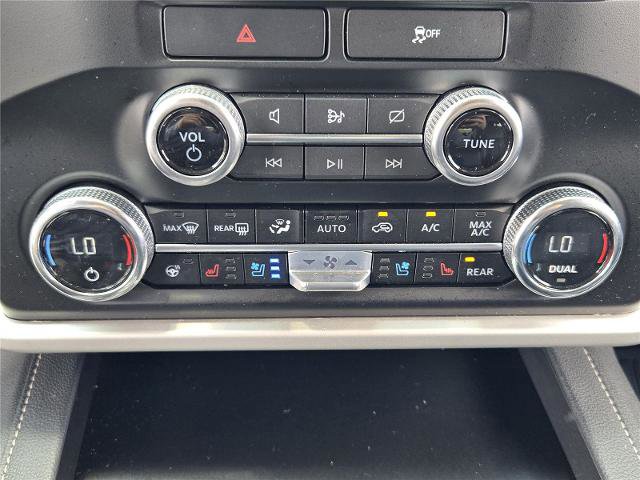 Certified 2023 Ford Expedition XLT RWD image 17