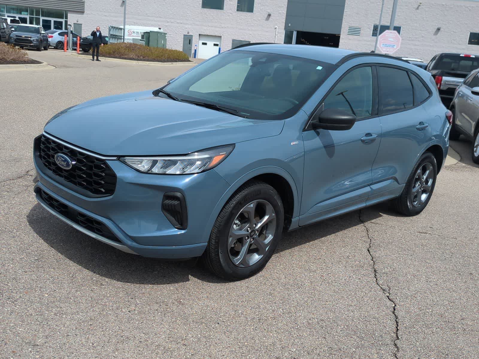 Certified 2024 Ford Escape ST-Line w/ Tech Pack #1 AWD/4WD image 4