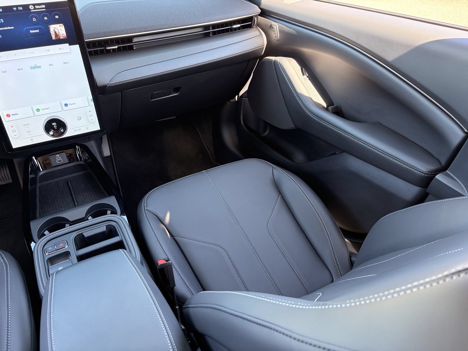 Certified 2026 Ford Mustang Mach-E Select RWD image 17