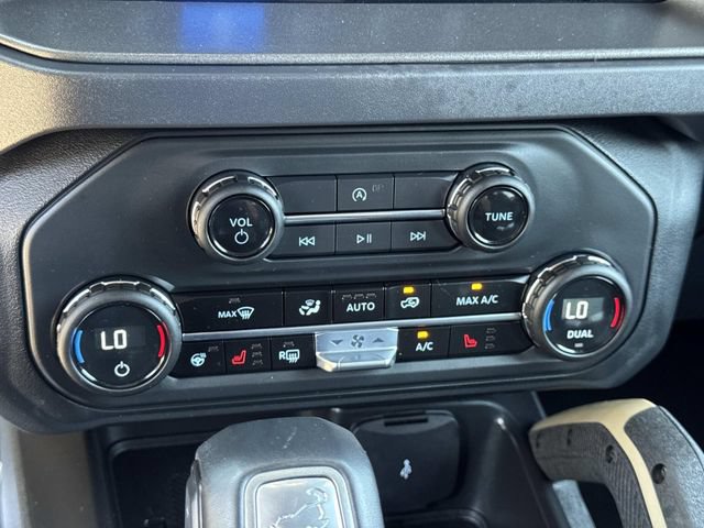 Certified 2025 Ford Bronco Badlands AWD/4WD image 16