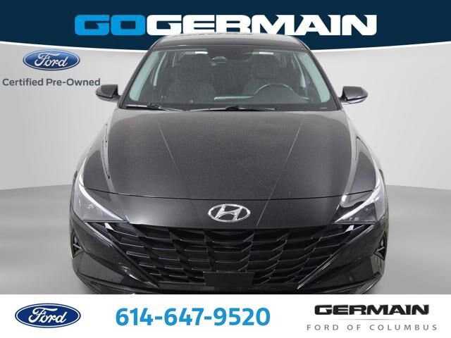 Used 2023 Hyundai Elantra SEL w/ Convenience Package FWD image 3
