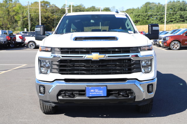 Used 2025 Chevrolet Silverado 2500 LT w/ Convenience Package AWD/4WD image 6