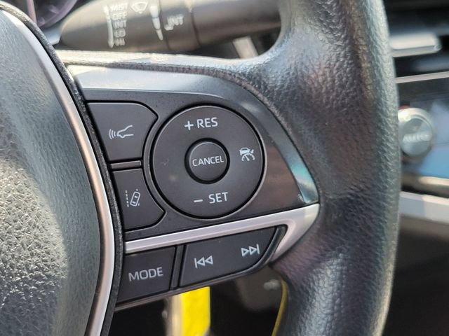 Used 2022 Toyota Camry LE FWD image 15