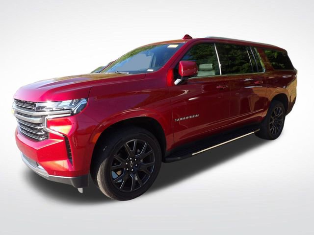 Used 2023 Chevrolet Suburban LT w/ LT Signature Plus Package image 3