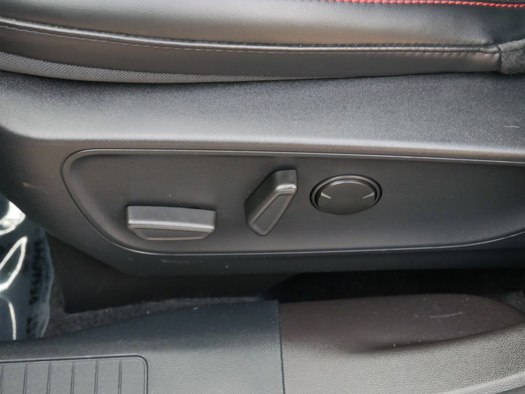 Certified 2024 Ford Escape ST-Line w/ Tech Pack #1 image 15