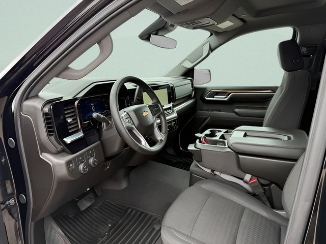 Used 2025 Chevrolet Silverado 1500 LT AWD/4WD image 4