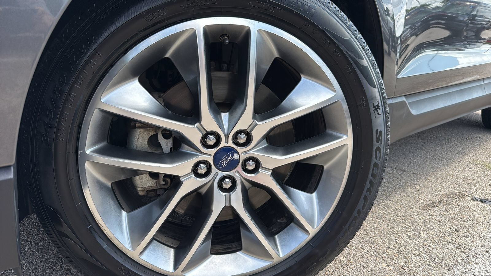 Certified 2018 Ford Edge Titanium w/ Equipment Group 301A FWD image 29