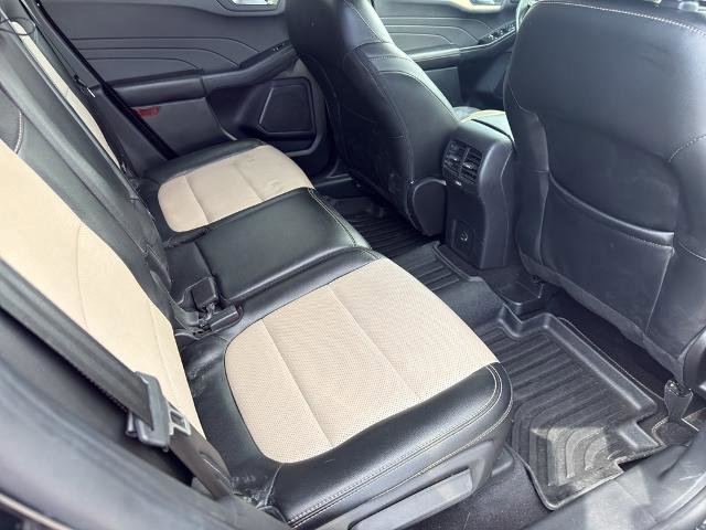 Certified 2022 Ford Escape Titanium w/ Titanium Elite Package image 11