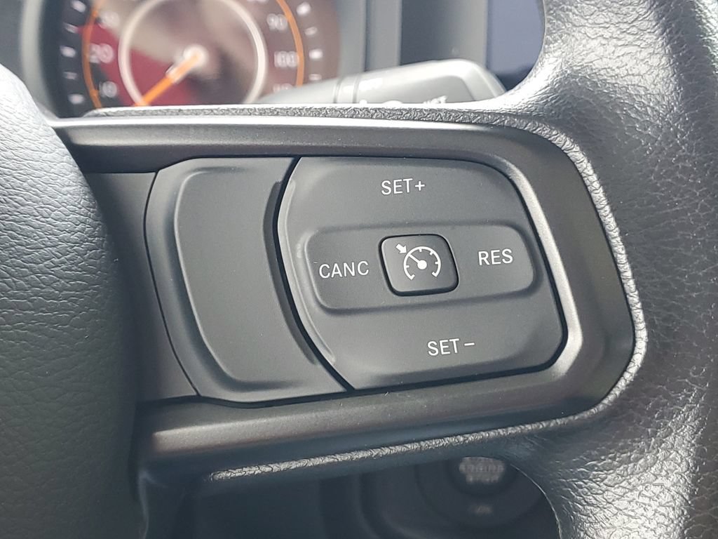 Used 2025 Jeep Gladiator Sport AWD/4WD image 22