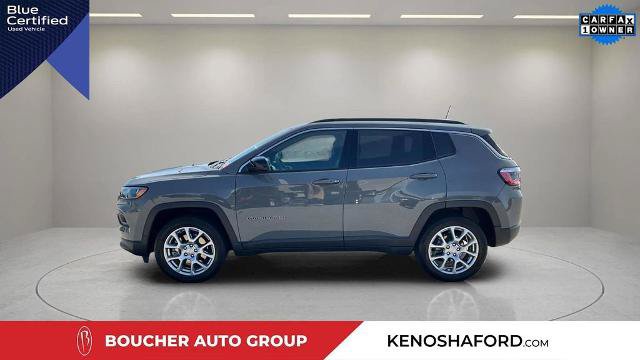 Used 2023 Jeep Compass Latitude w/ Sun and Sound Group AWD/4WD image 8