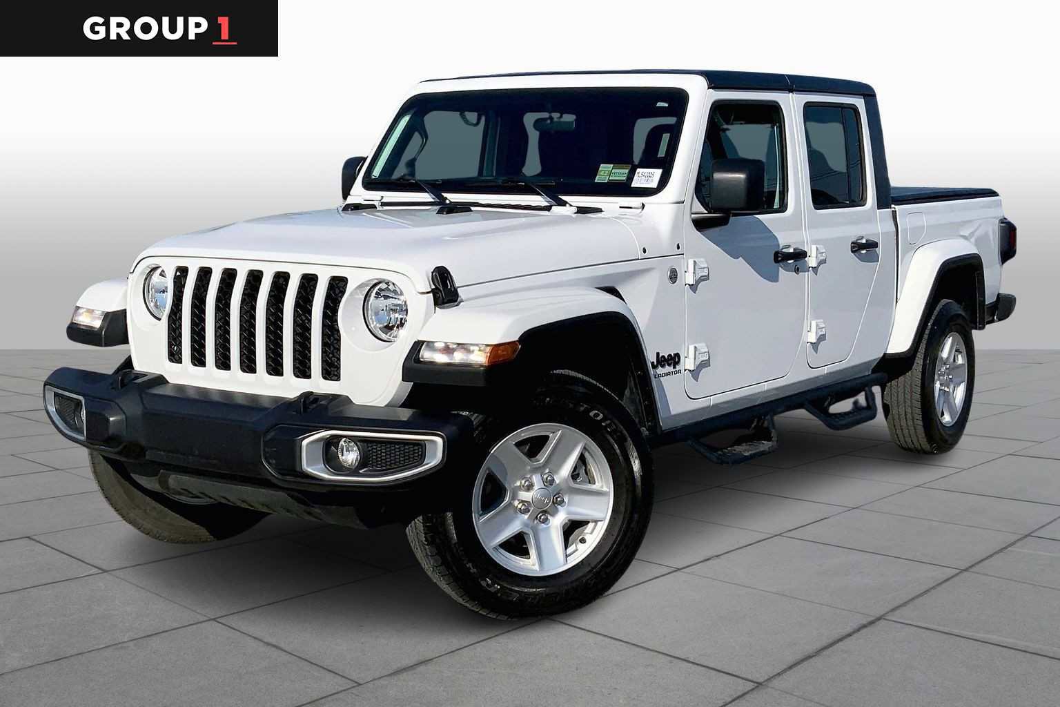 Used 2021 Jeep Gladiator Sport image 5