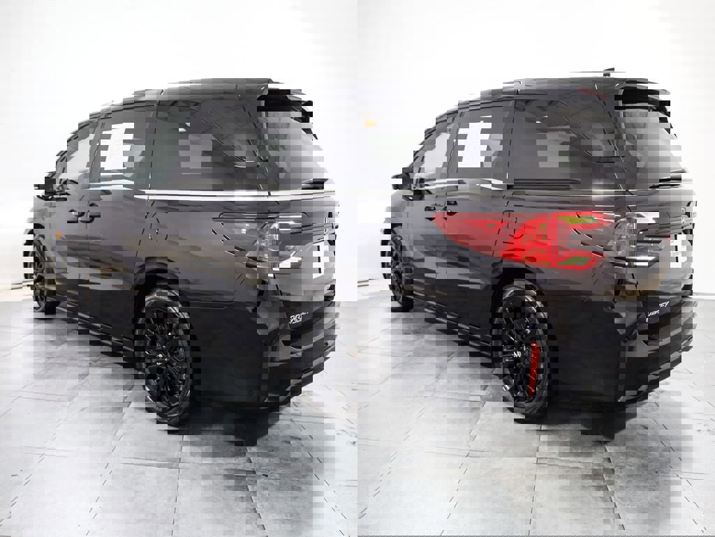 Used 2025 Honda Odyssey Sport-L image 3