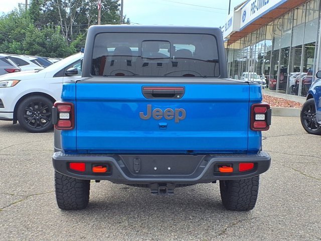 Used 2023 Jeep Gladiator Mojave w/ LED Lighting Group AWD/4WD image 24